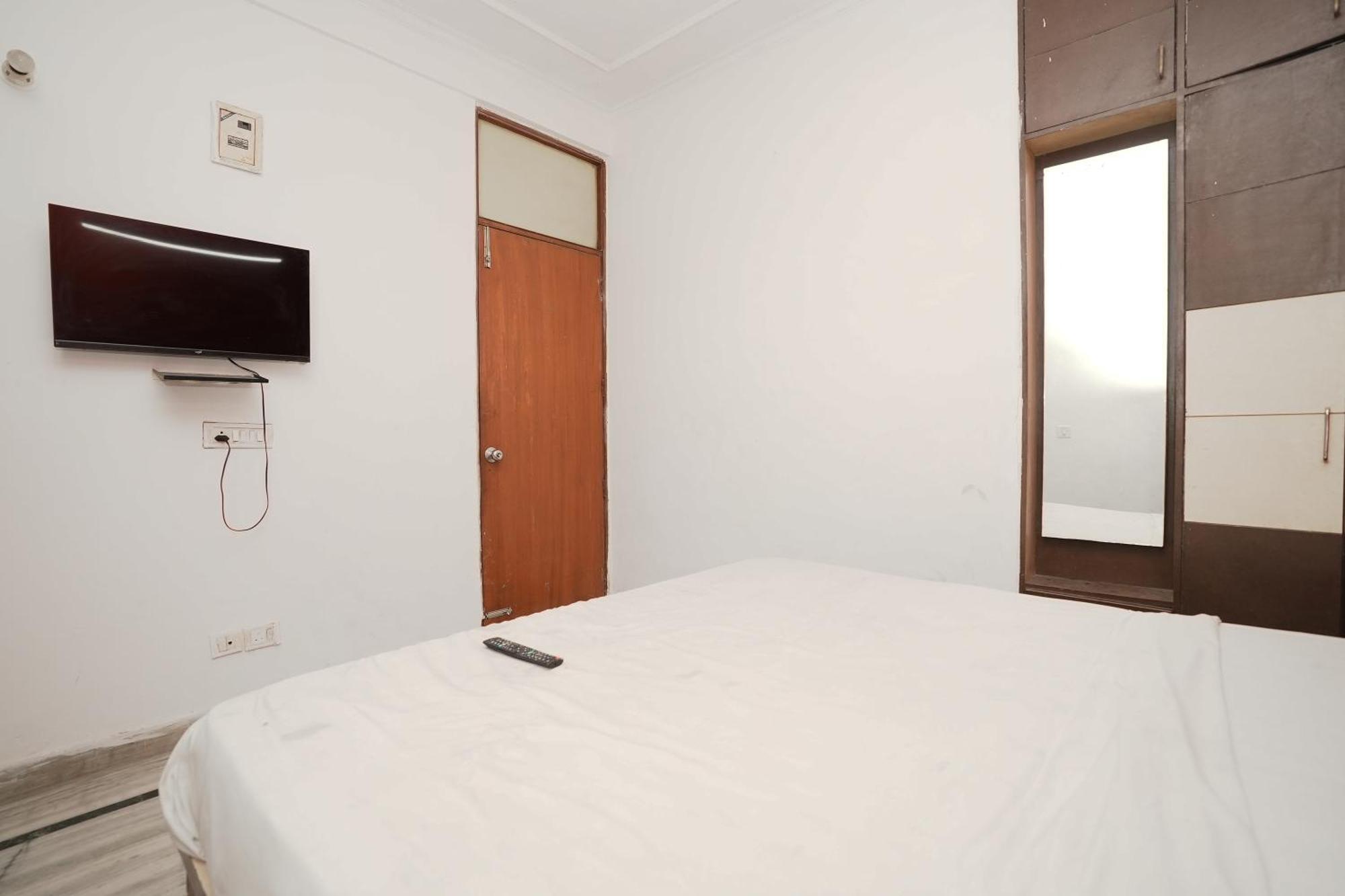 Hotel Sunrise Moon Yeni Delhi Dış mekan fotoğraf