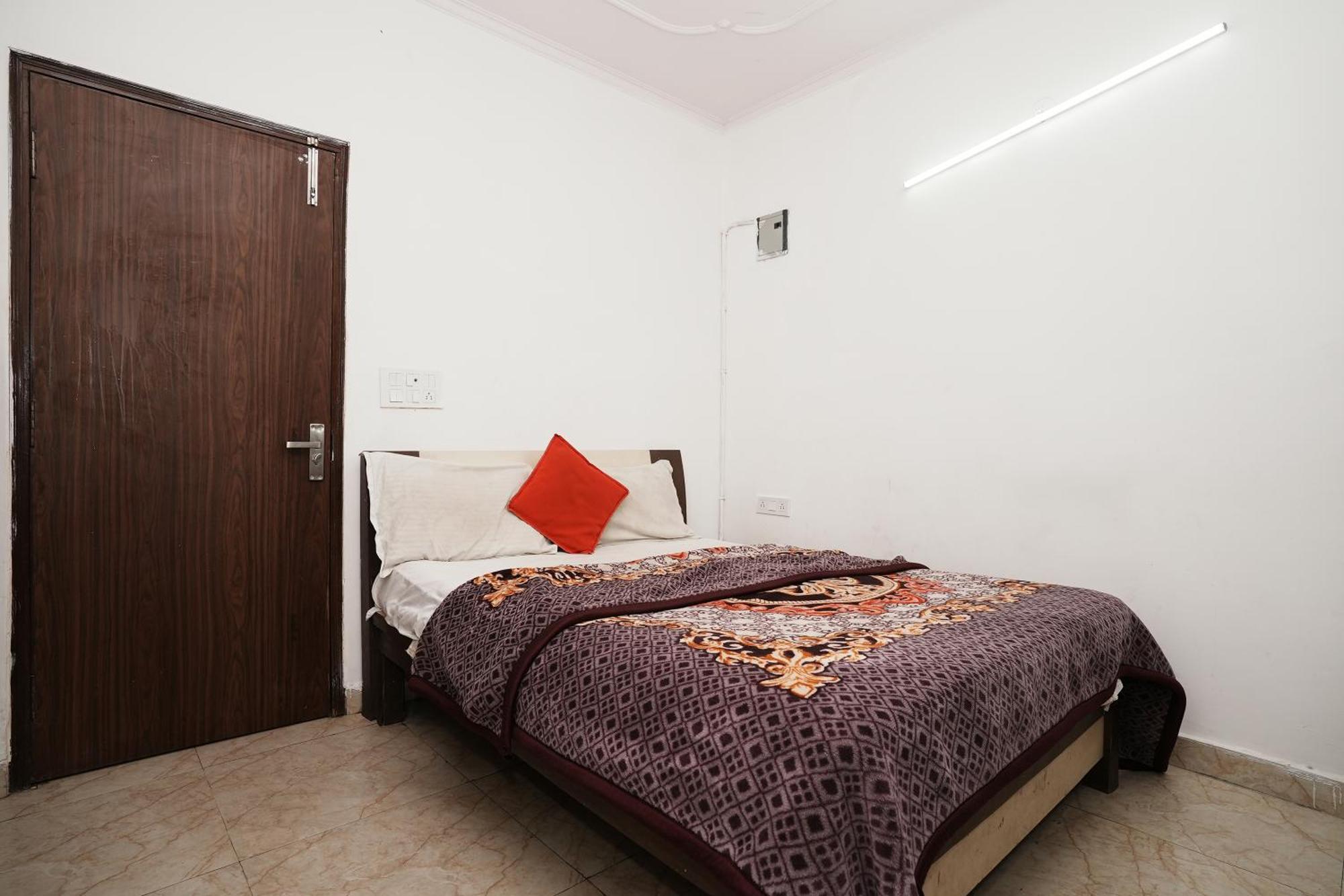 Hotel Sunrise Moon Yeni Delhi Dış mekan fotoğraf